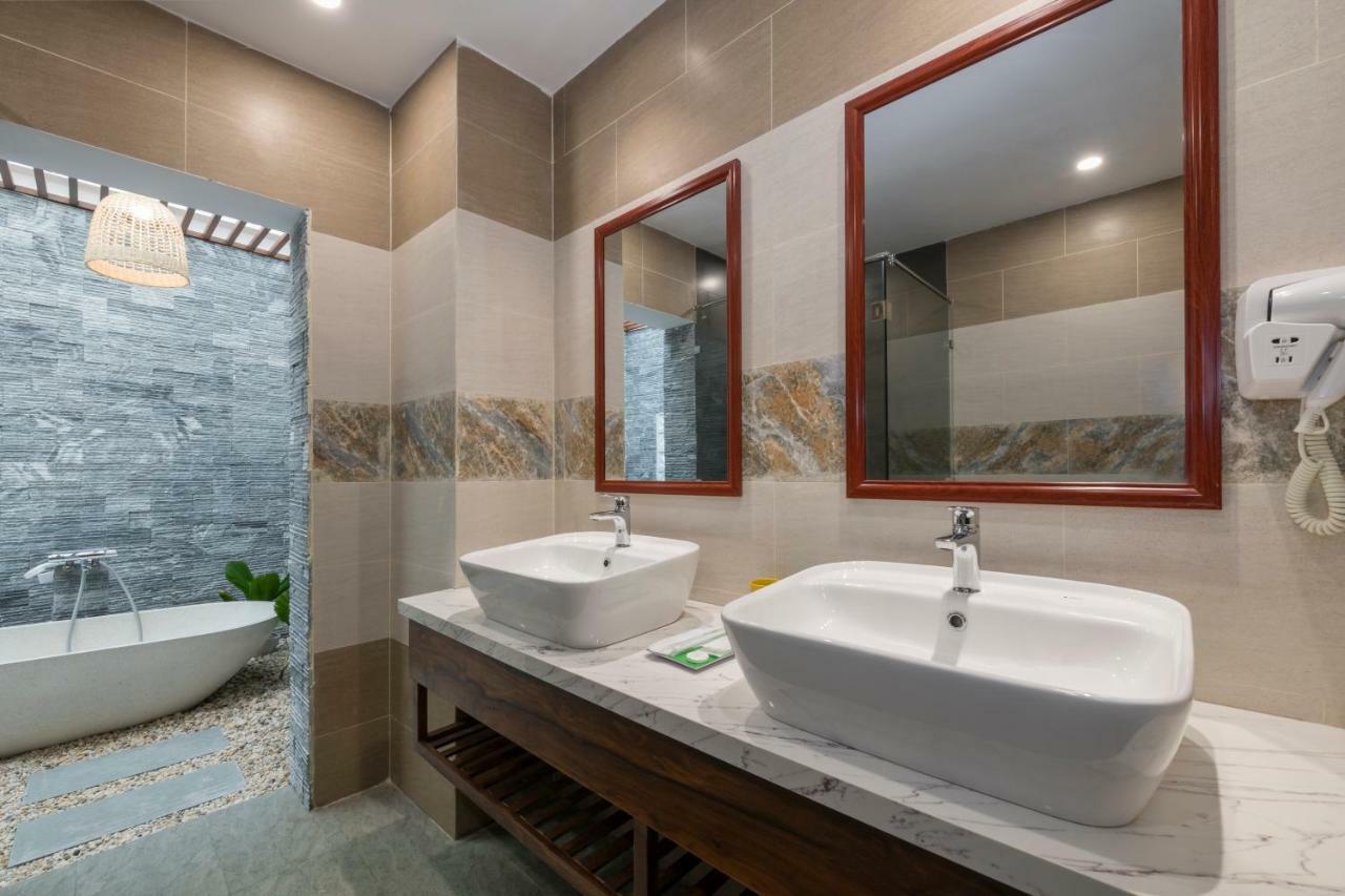 December Hoi An Villa Exterior photo